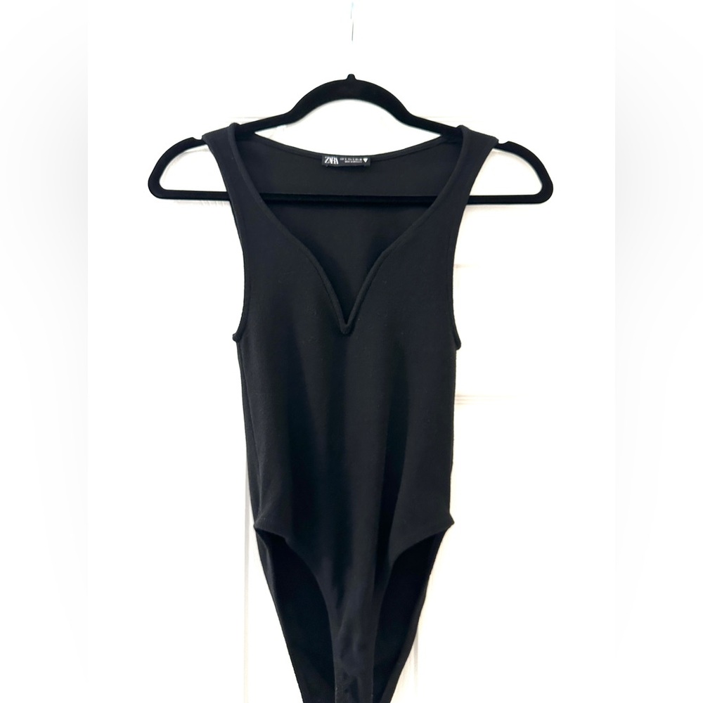 Zara low v bodysuit - Small